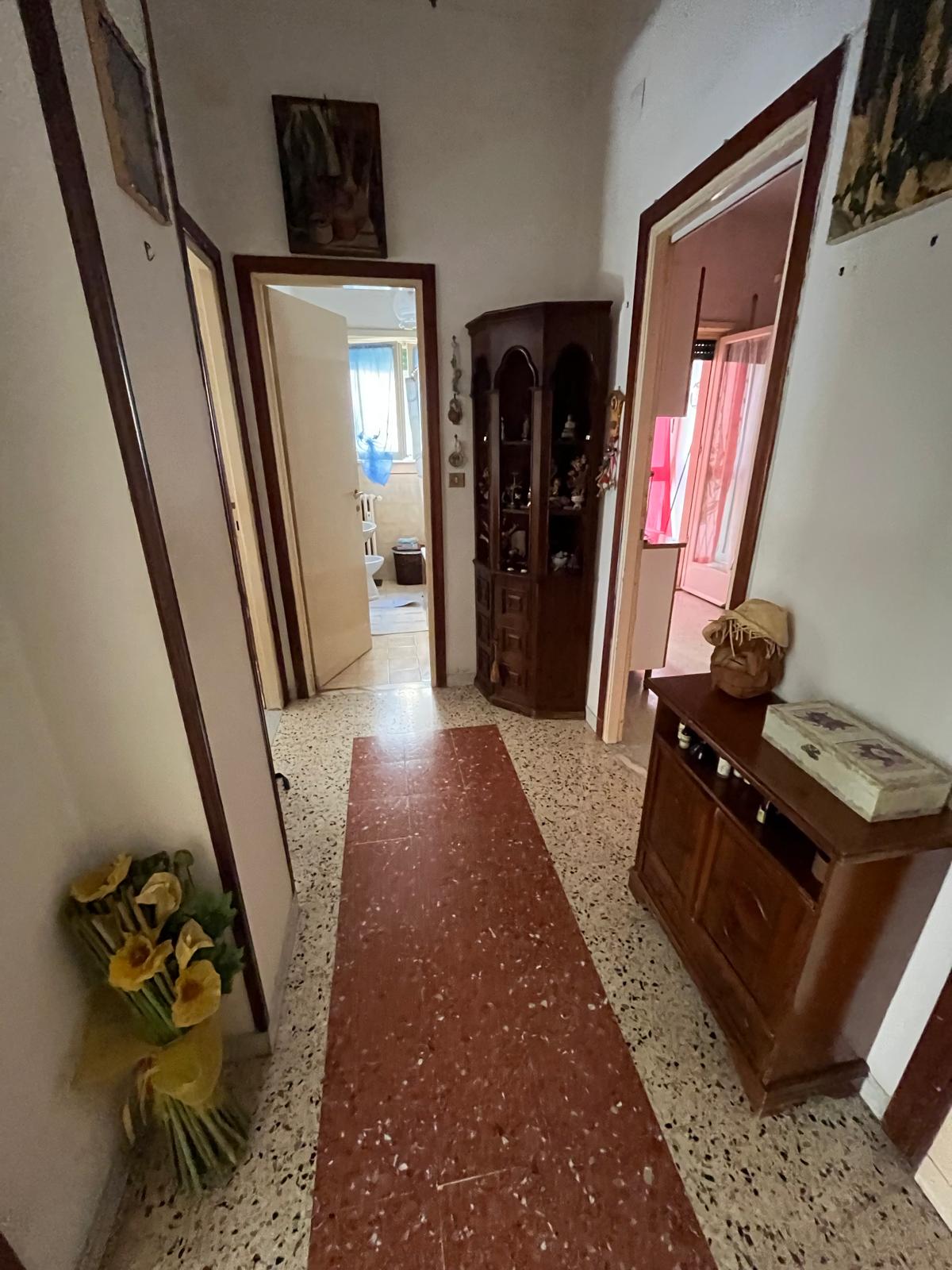 Luminoso bilocale di 60 mq con due balconi – La Pisana, Via dei Bichi