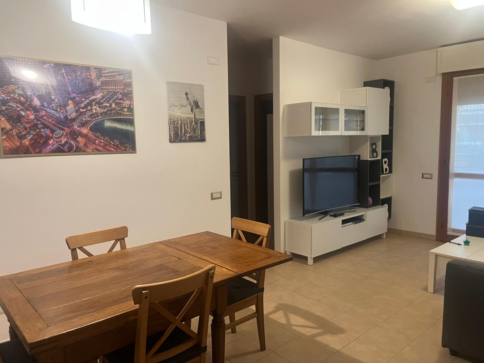 SALONE_1_20260623170021 Appartamento arredato di 80 mq con terrazzo e posto auto coperto – Selva Candida, Via Poggio delle Corti